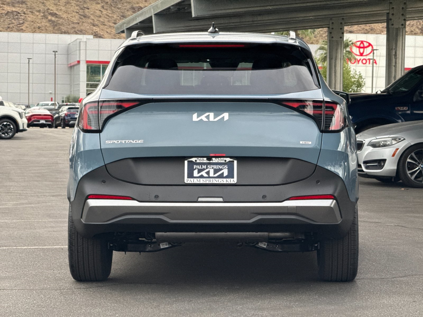 2026 Kia Sportage Hybrid EX photo 3