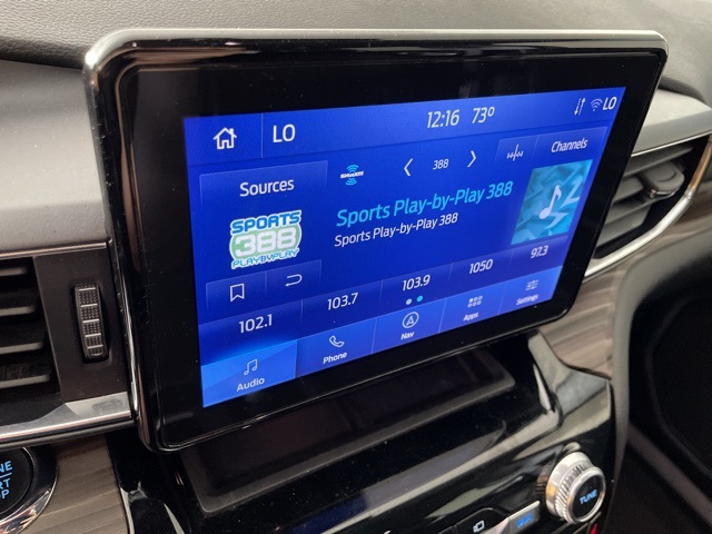2022 Ford Explorer Limited photo 24