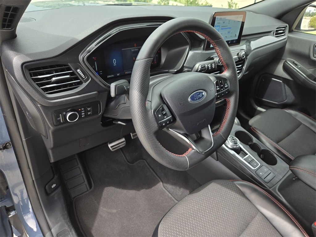 2024 Ford Escape ST-Line photo 21
