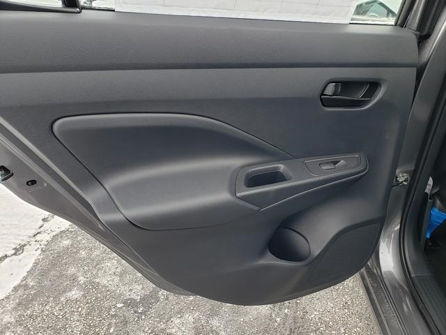 2025 Nissan Versa S photo 10