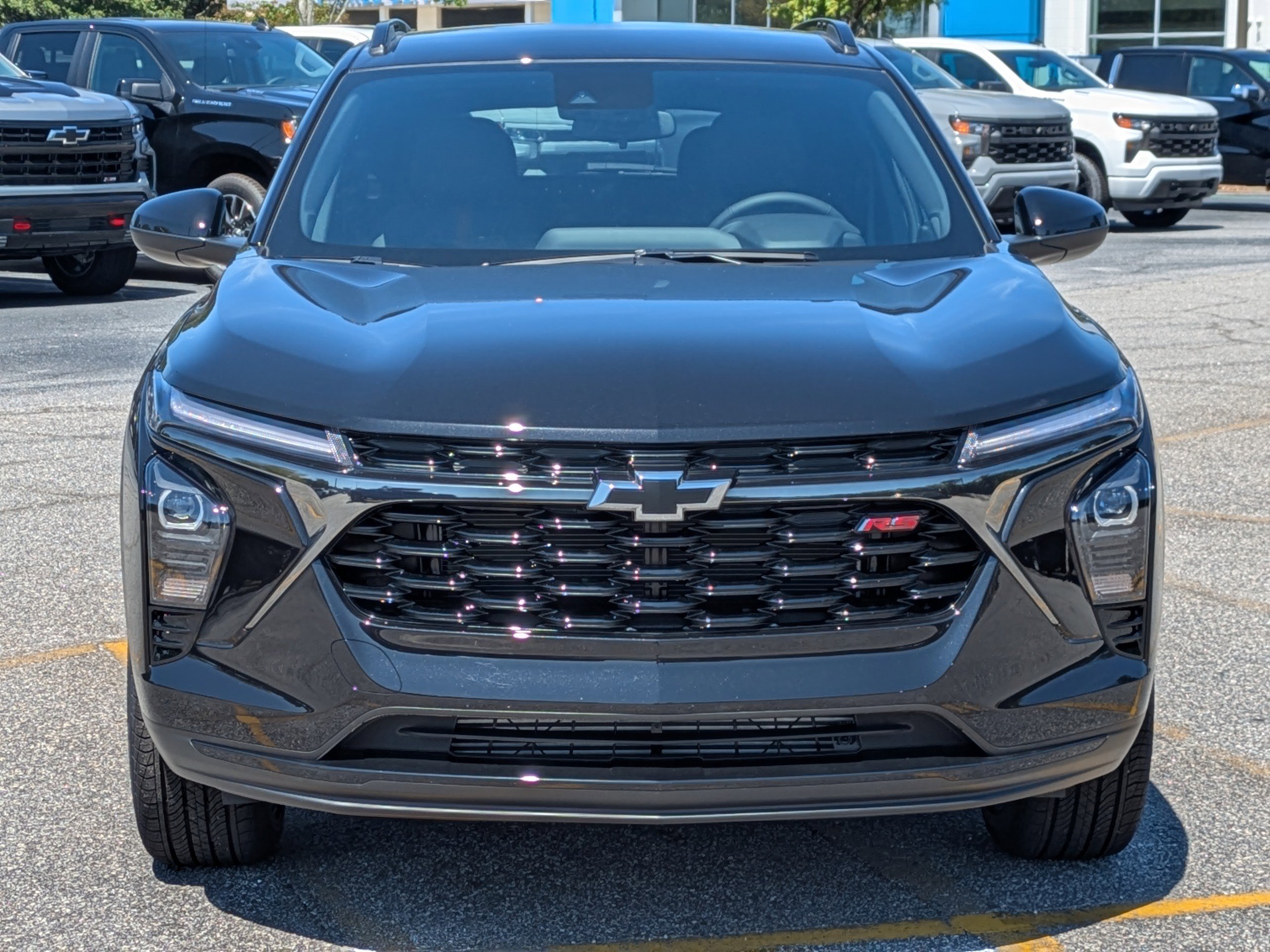 2025 Chevrolet Trax photo 8
