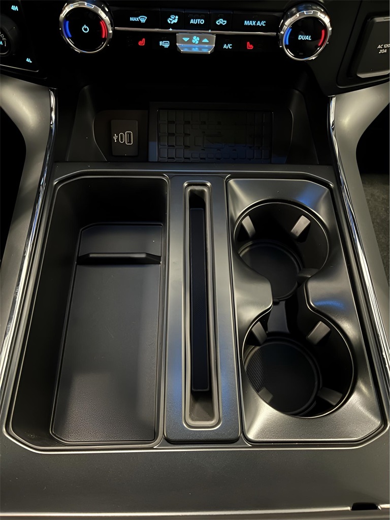 2025 Ford F-150 XLT photo 18