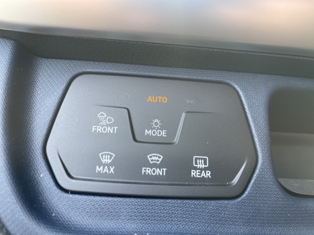 2025 Volkswagen ID. Buzz Pro Plus photo 30
