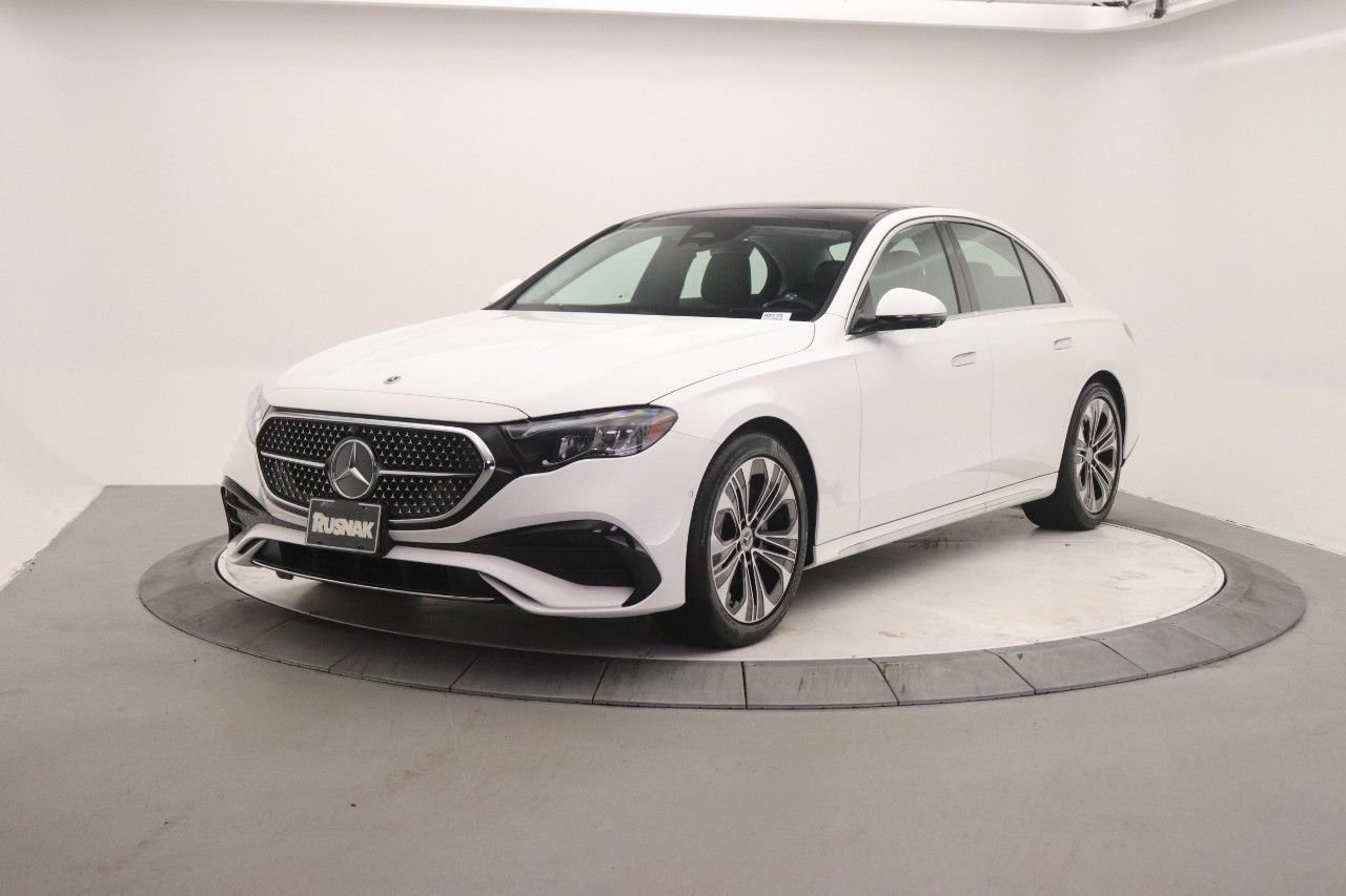 2025 Mercedes Benz E 350 photo 3