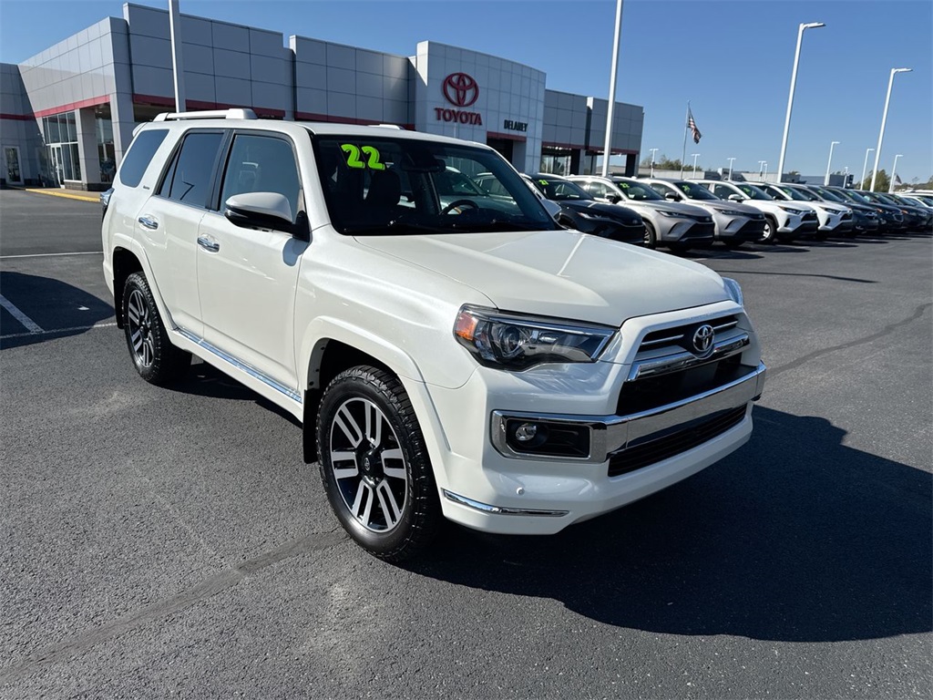 2022 Toyota 4Runner Limited photo 2