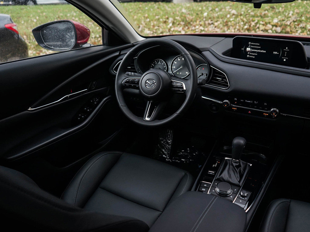 2025 Mazda CX-30 2.5 S Preferred photo 13