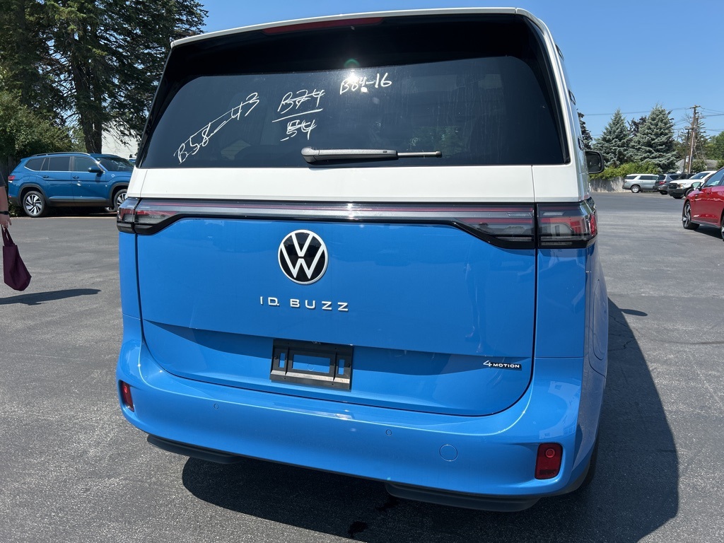 2025 Volkswagen ID. Buzz photo 4