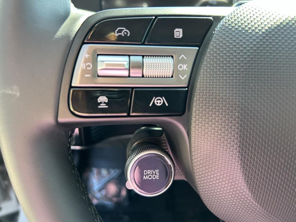 2025 Hyundai Ioniq 5 SEL photo 14