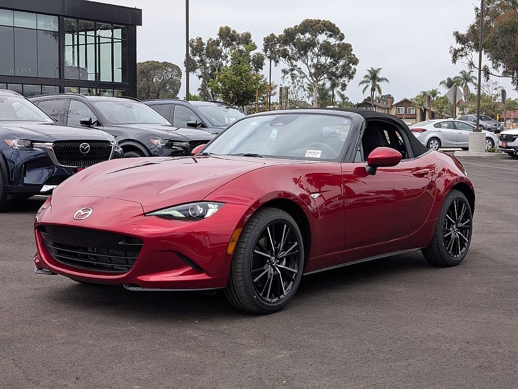 2025 Mazda MX-5 Miata Miata Grand Touring photo 5