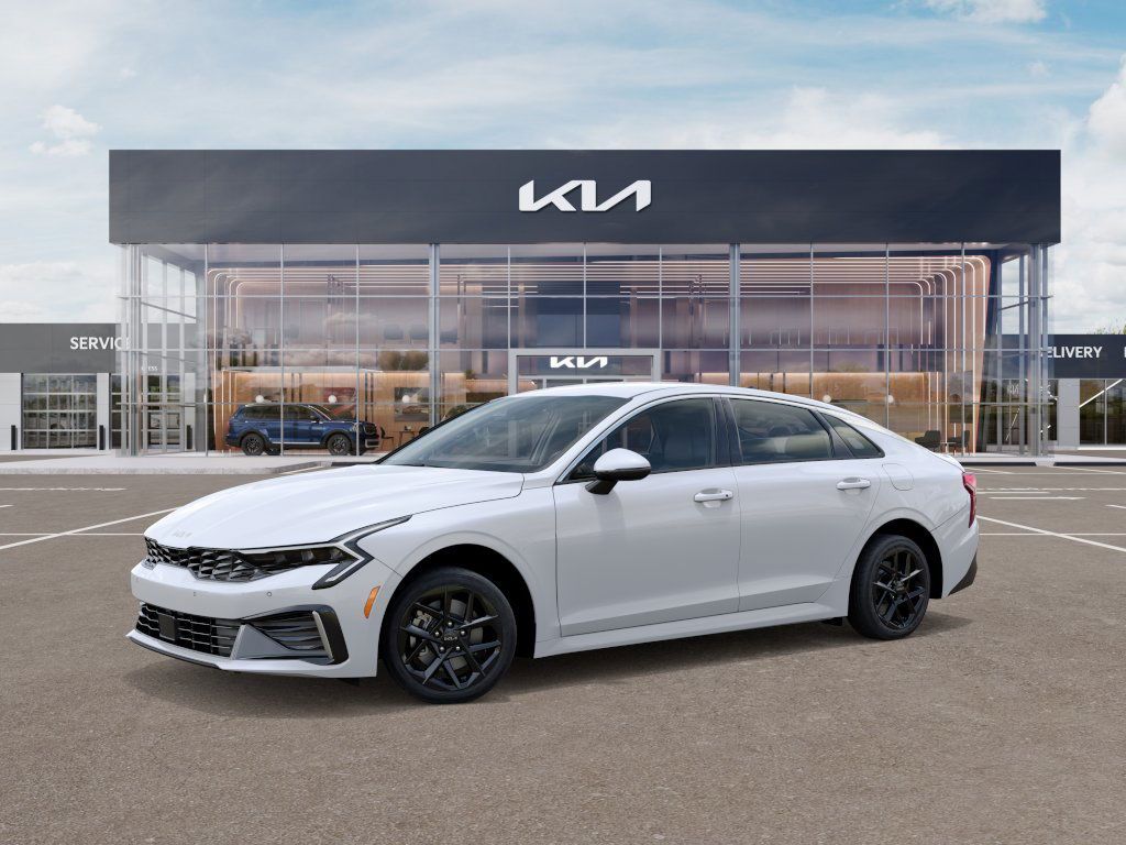 2026 Kia K5 LXS photo 2
