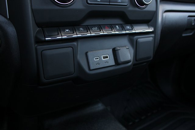 2024 Chevrolet Silverado 1500 photo 7