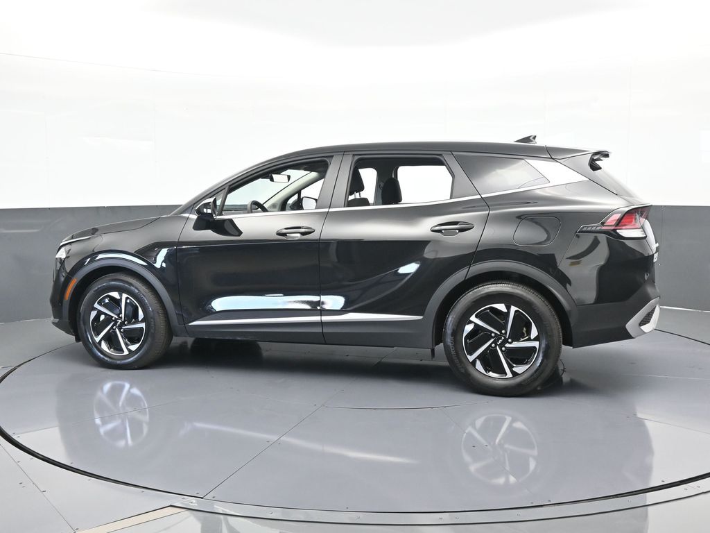 2023 Kia Sportage Hybrid LX photo 3