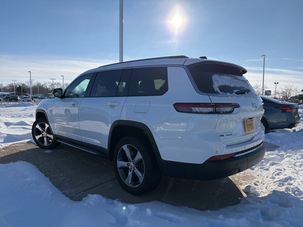 2021 Jeep Grand Cherokee Limited photo 3