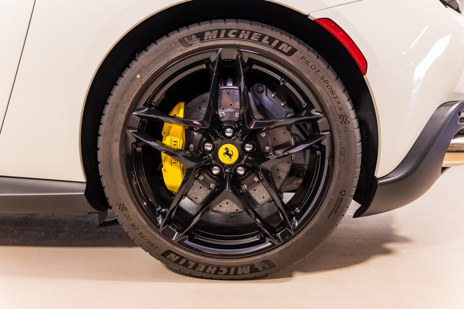 2022 Ferrari Roma photo 12
