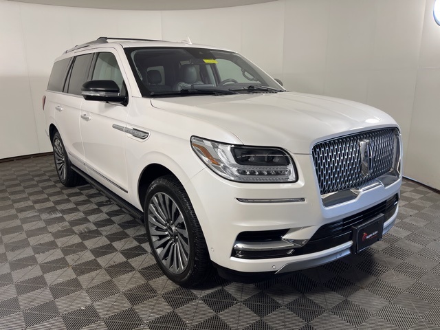 2019 Lincoln Navigator Reserve's photo