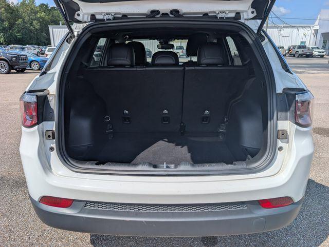 2024 Jeep Compass Latitude photo 29