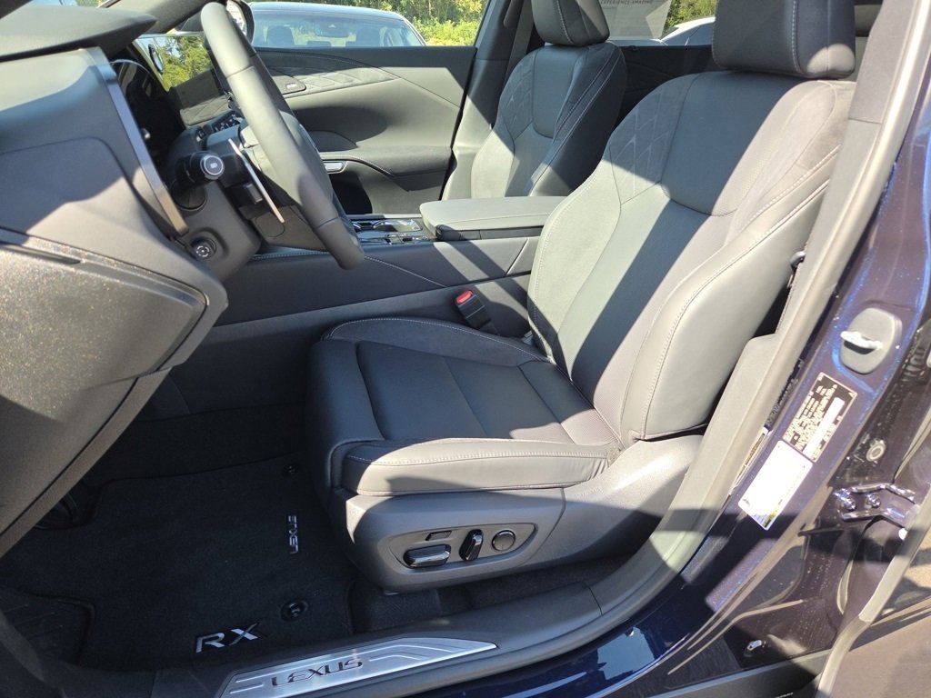 2025 Lexus RX 350 Luxury photo 4