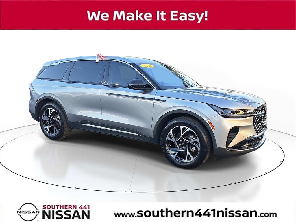 2025 Lincoln Nautilus Premiere's photo