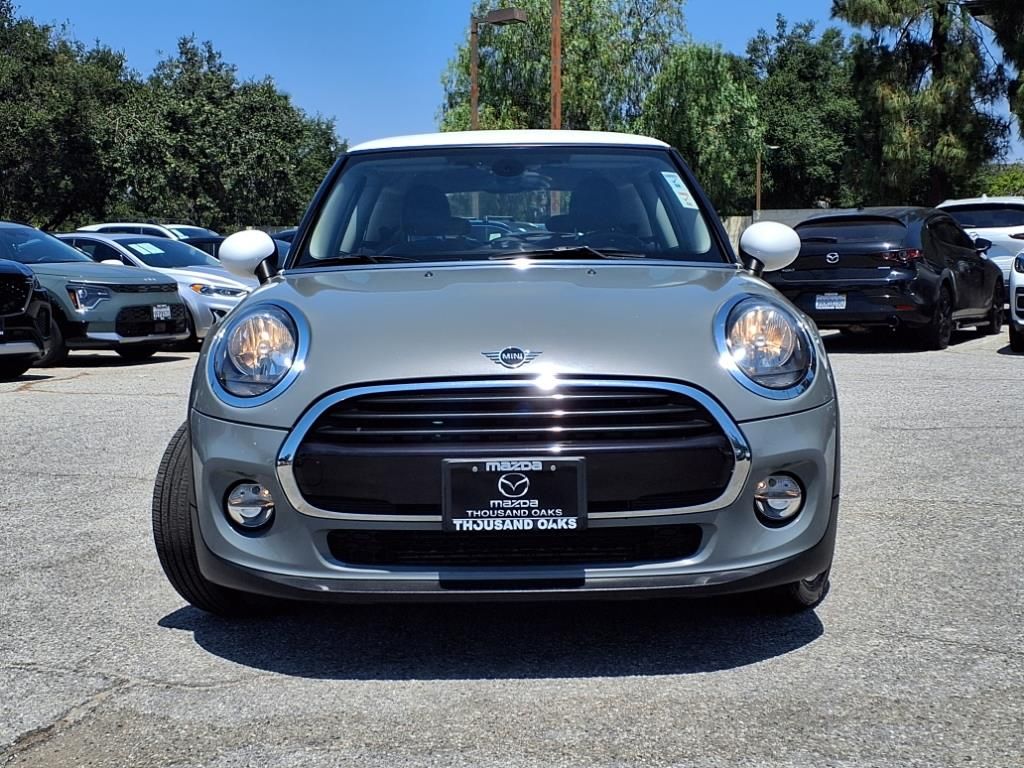 2019 Mini Cooper Hardtop 2 Door photo 2