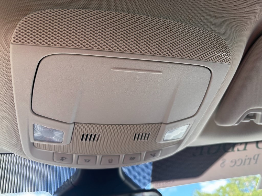 2023 Ford Edge SE photo 30