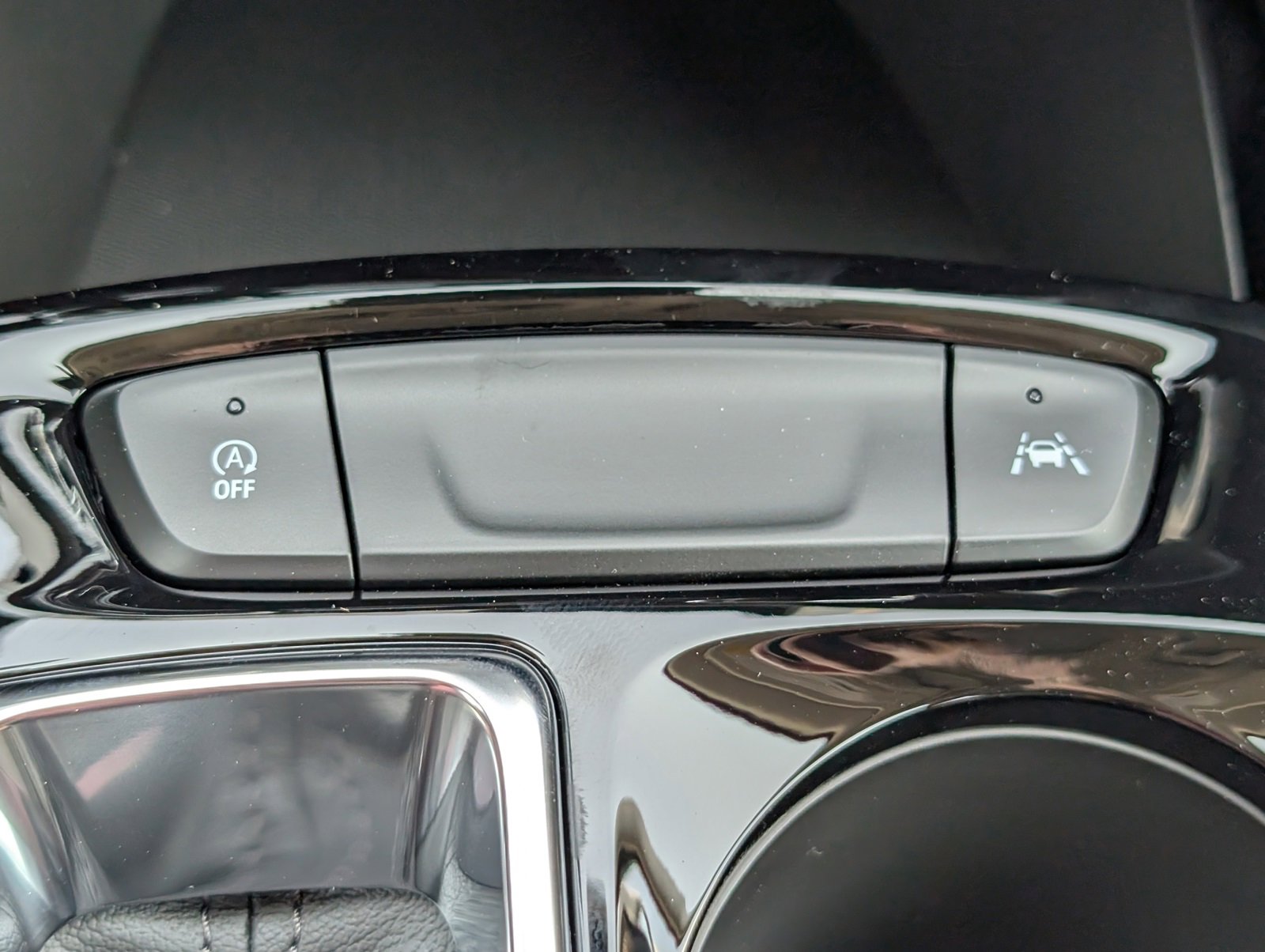 2026 Chevrolet Trax LT photo 18