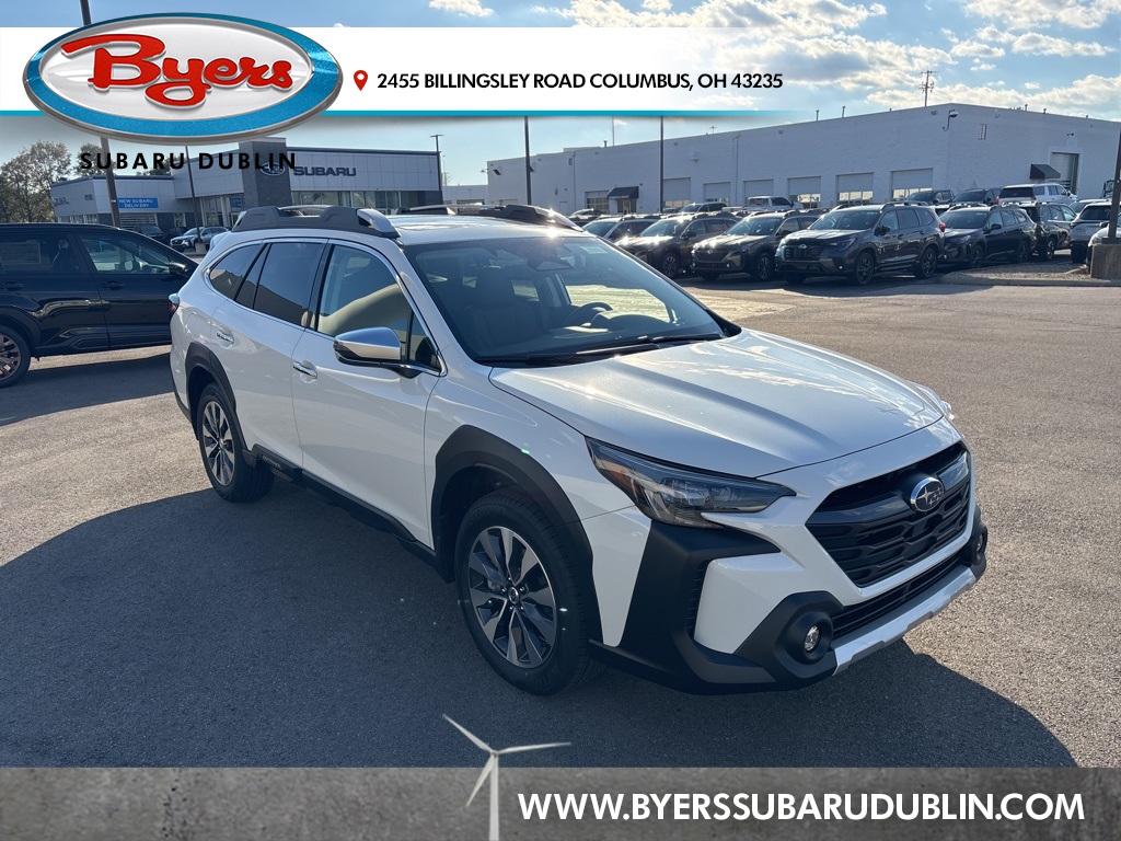 2025 Subaru Outback Touring's photo