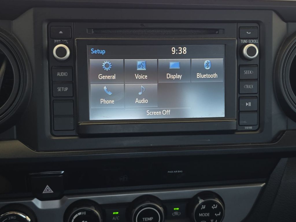 2018 Toyota Tacoma SR photo 13
