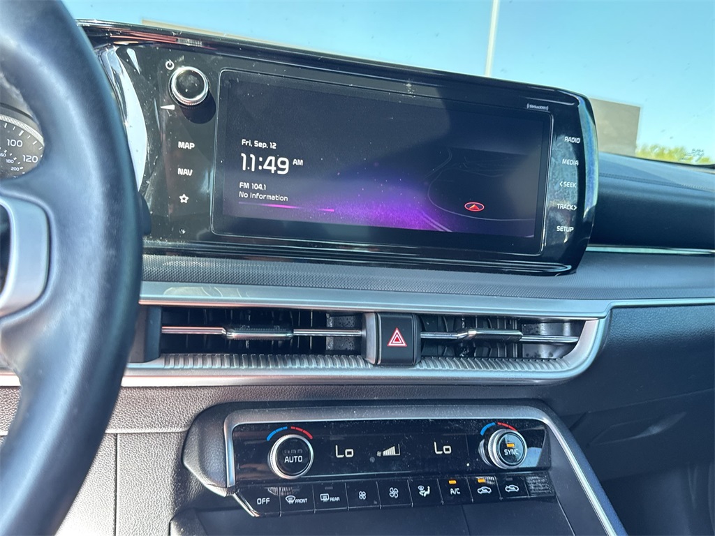 2023 Kia K5 GT-Line photo 21