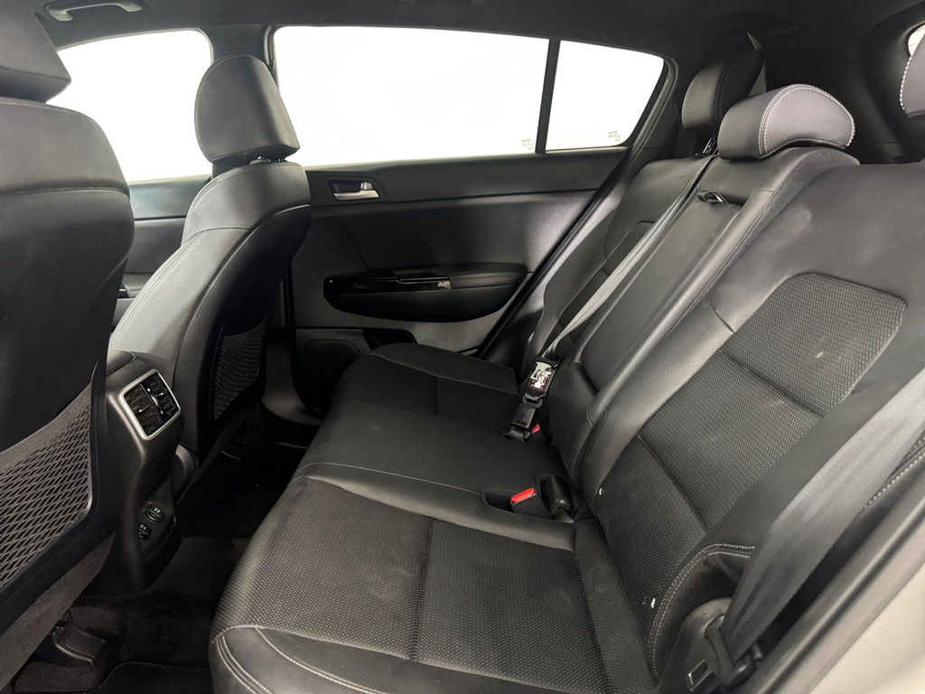 2022 Kia Sportage Nightfall Edition photo 19