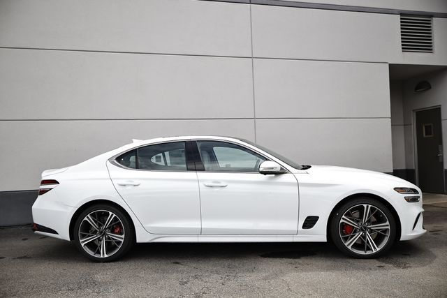 2025 Genesis G70 Sport Prestige photo 3