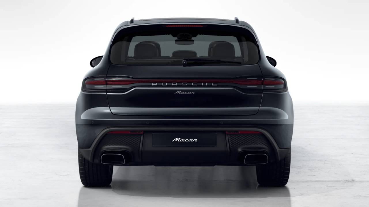 2026 Porsche Macan T photo 6