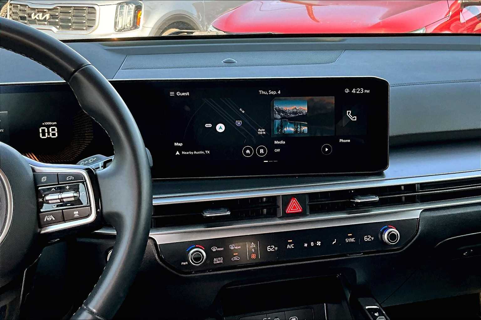 2024 Kia Sorento S photo 6