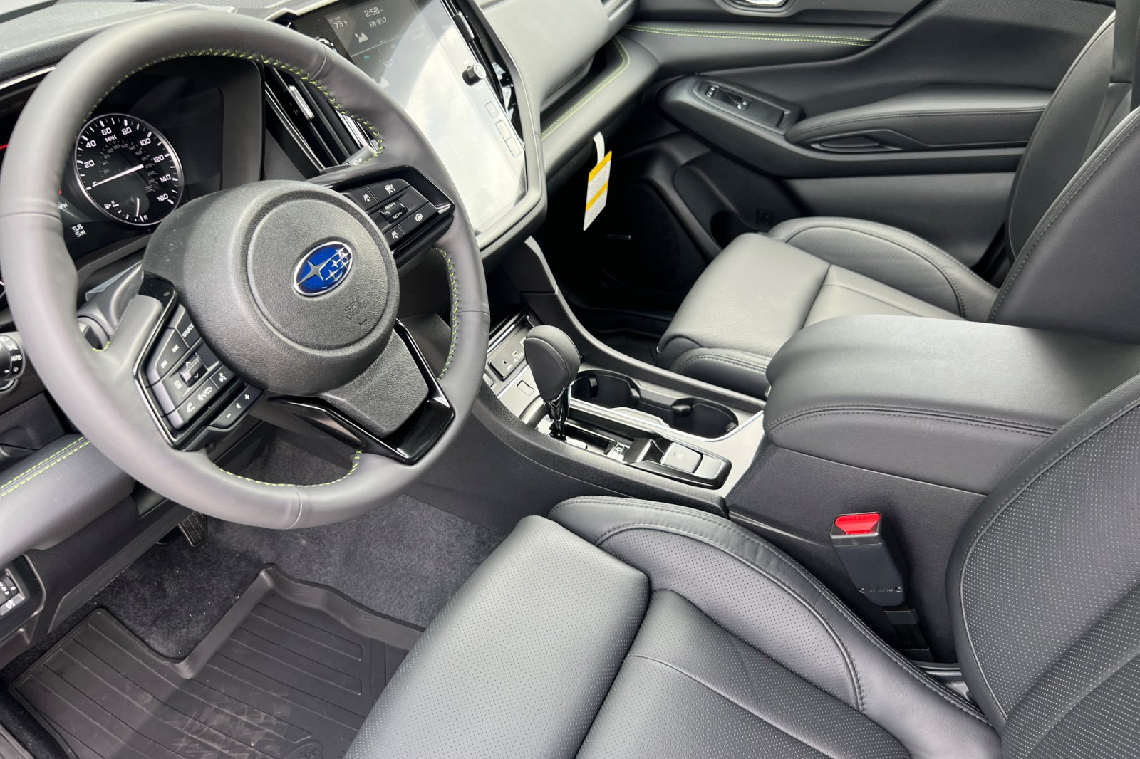 2025 Subaru Ascent Onyx Edition Touring photo 10