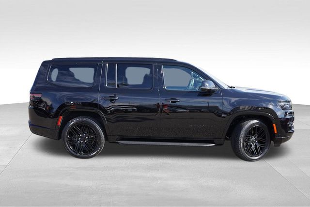 2024 Jeep Wagoneer Series II Carbide photo 3