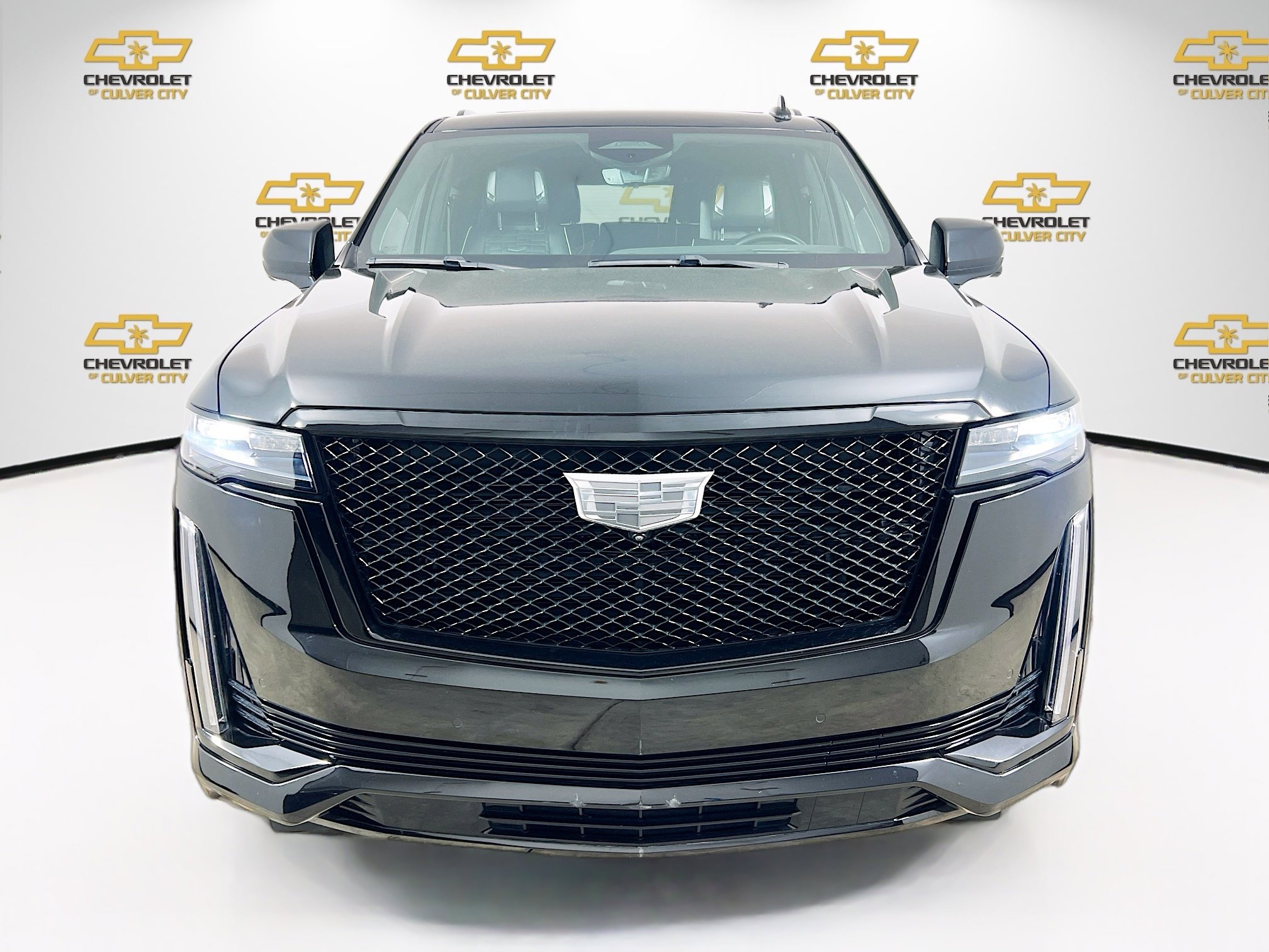 2023 Cadillac Escalade Sport Platinum photo 2
