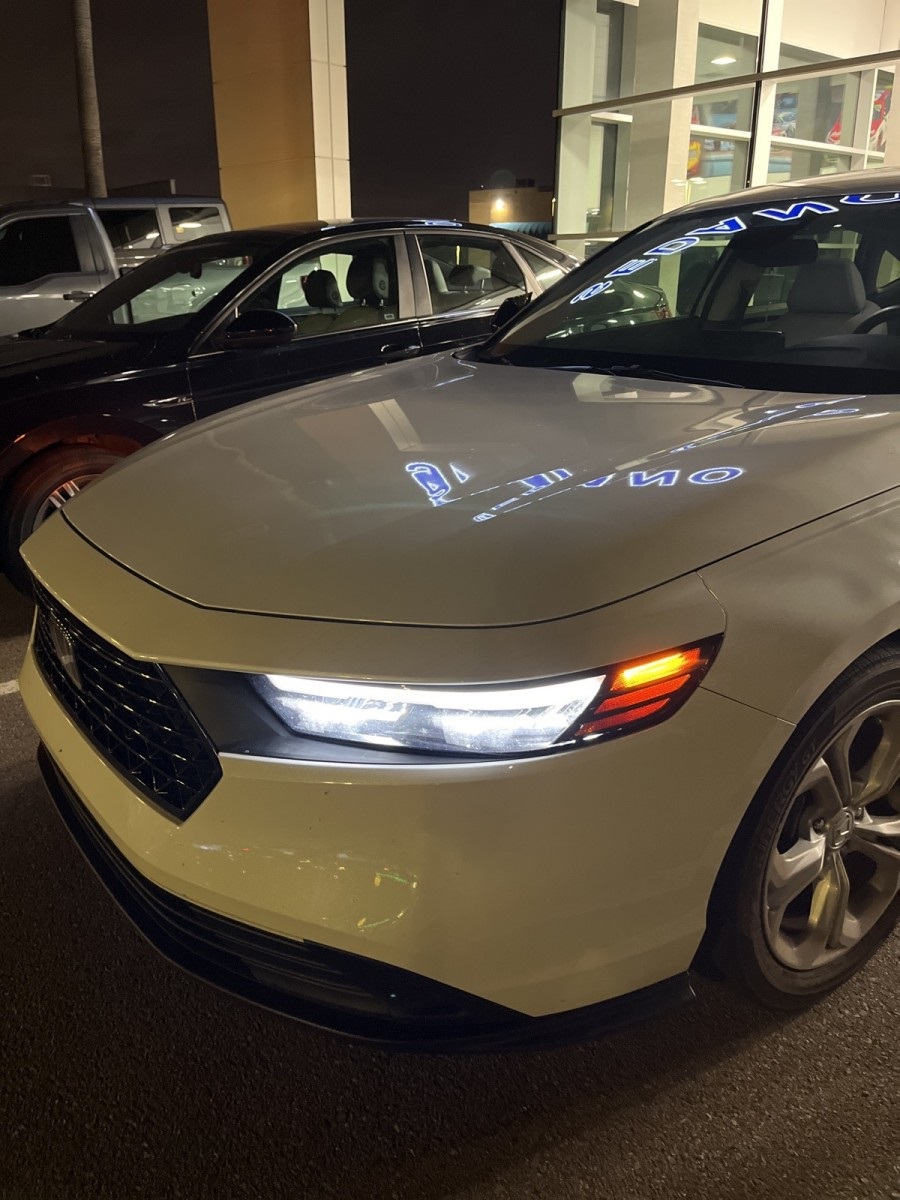 2023 Honda Accord LX photo 2