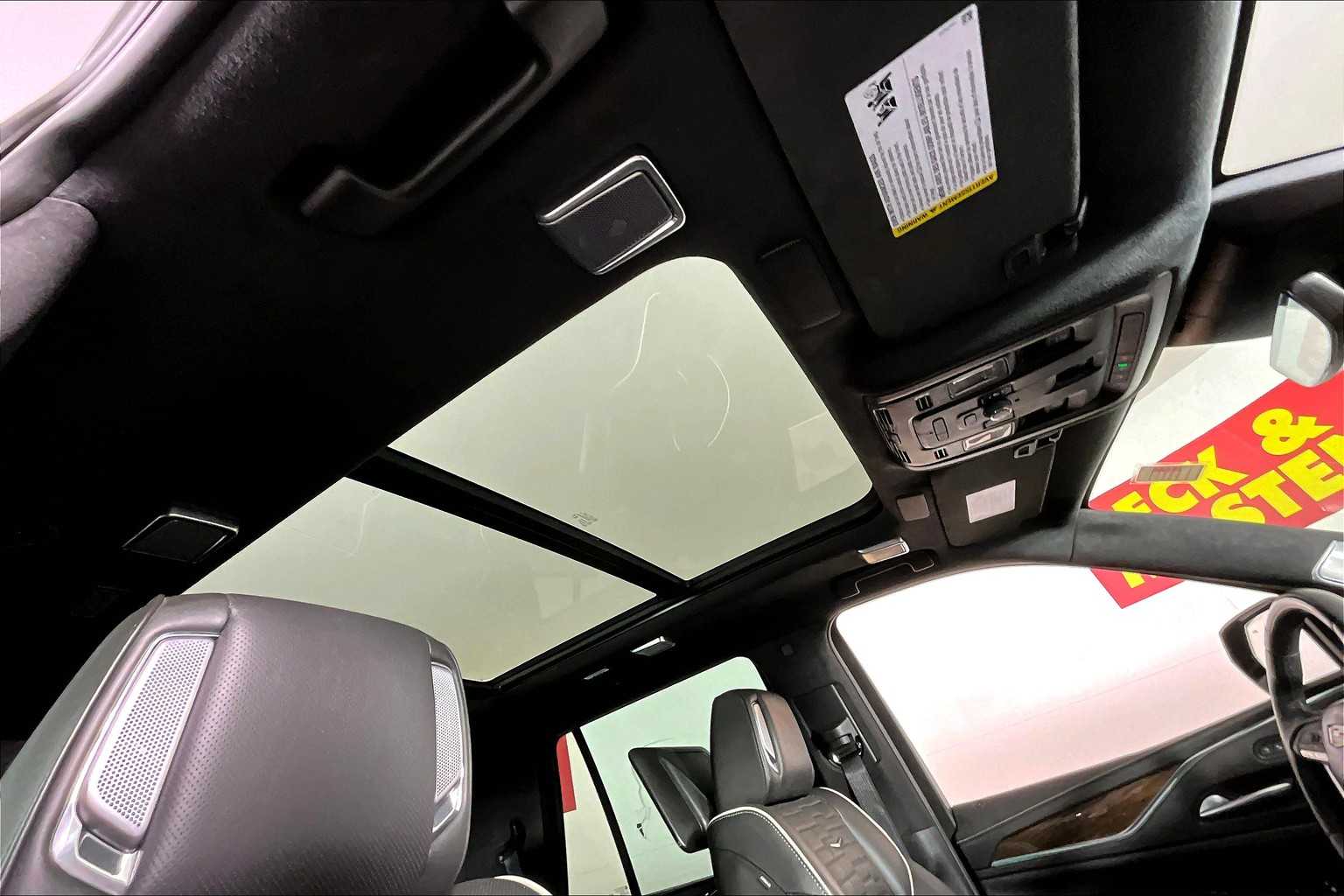 2023 Cadillac Escalade Premium Luxury Platinum photo 12