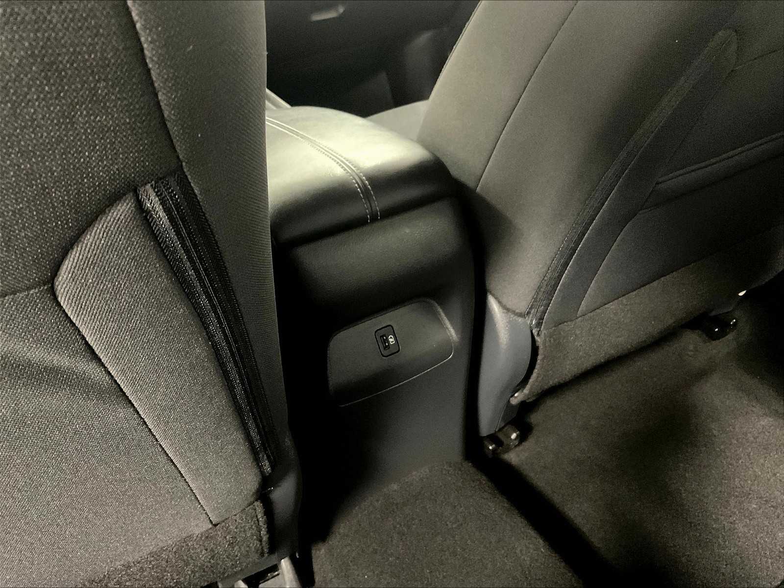 2023 Nissan Sentra SV photo 25