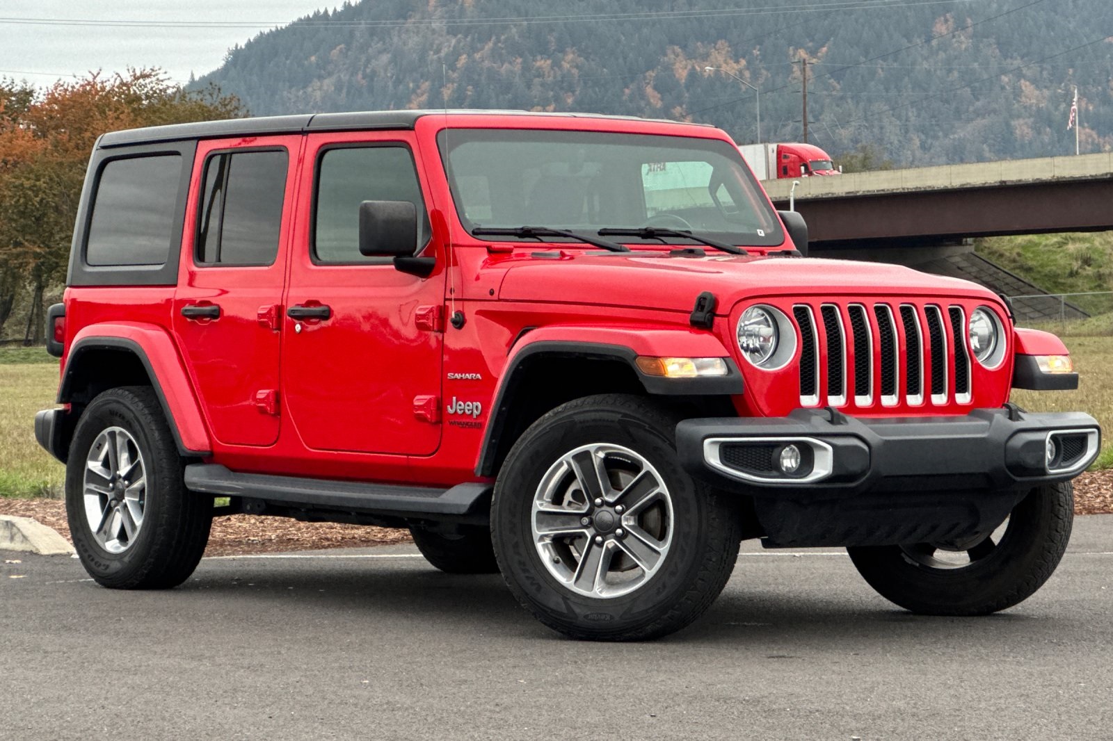 2022 Jeep Wrangler Unlimited Sahara's photo