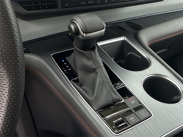 2023 Toyota Sienna XSE photo 19