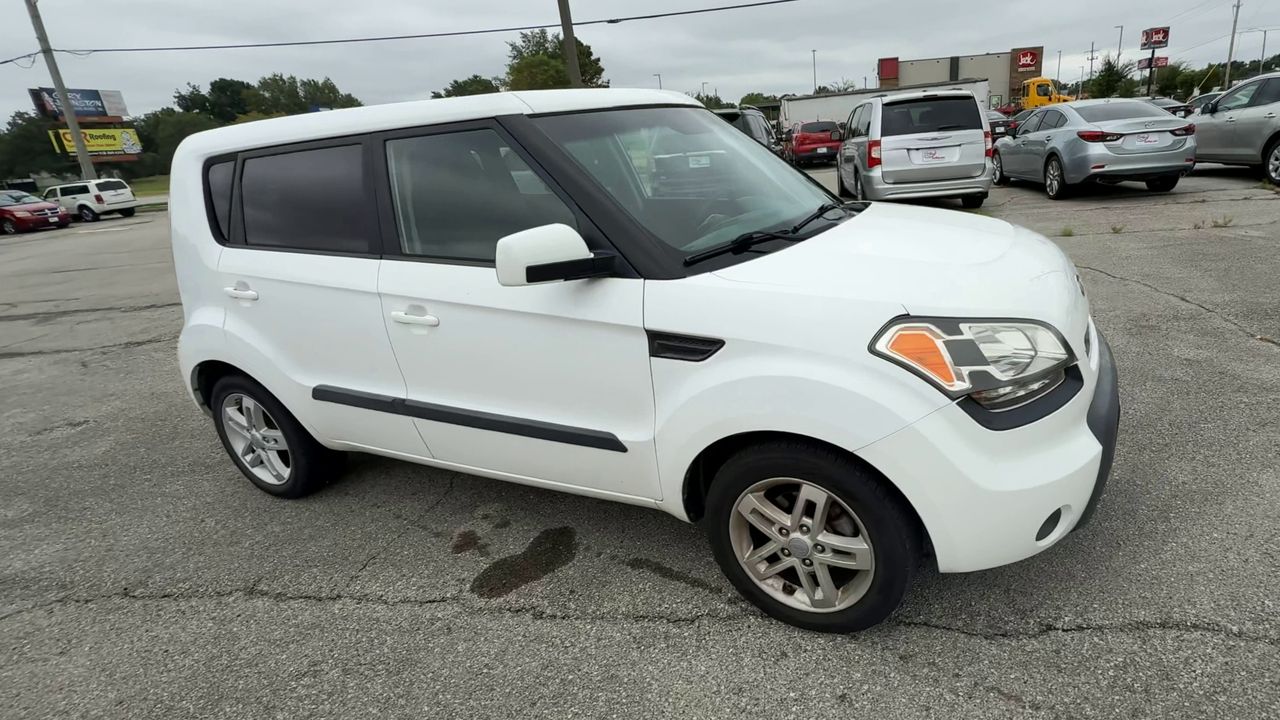 2011 Kia Soul Base