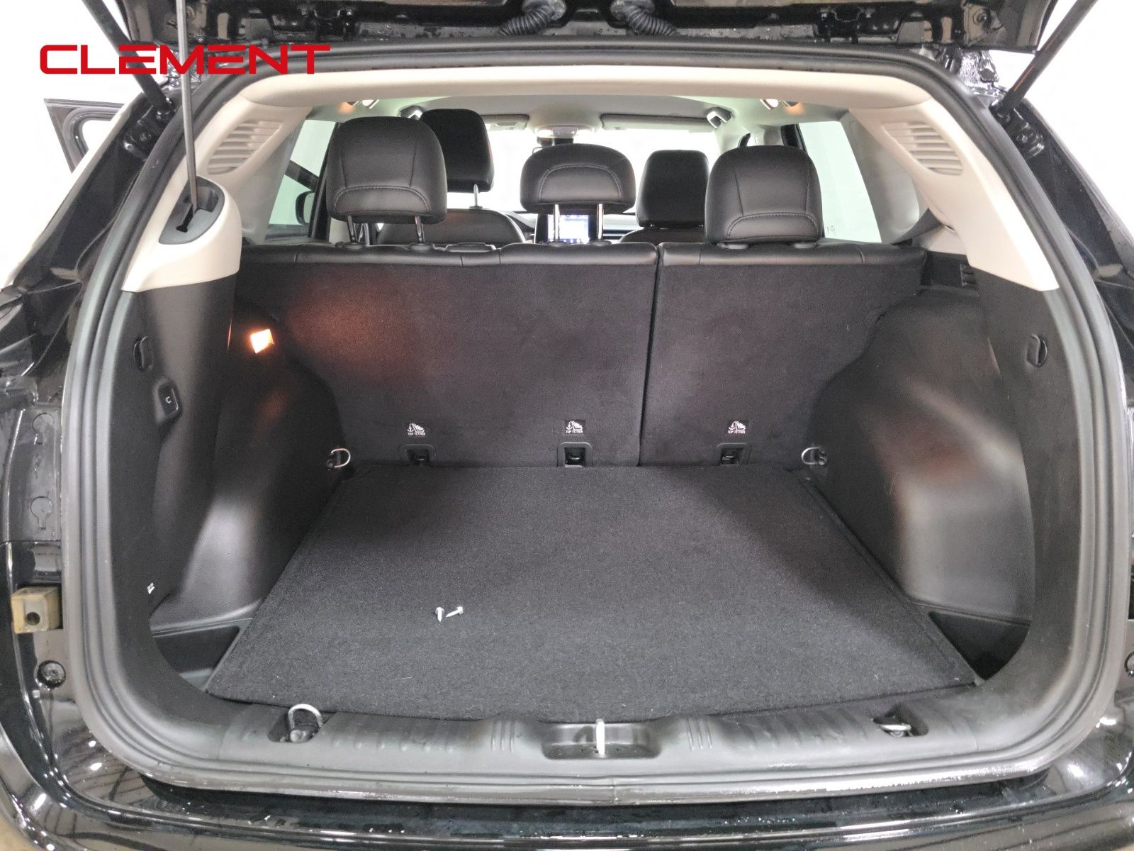 2022 Jeep Compass Latitude photo 25