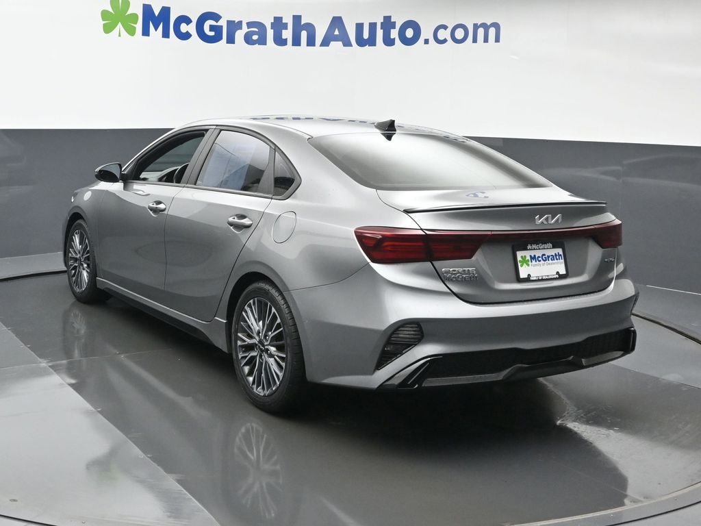 2022 Kia Forte GT-Line photo 19
