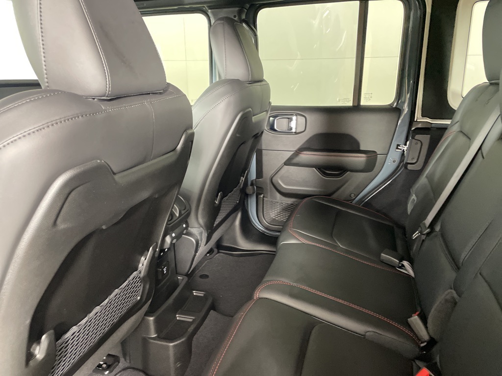 2025 Jeep Wrangler Rubicon X photo 33