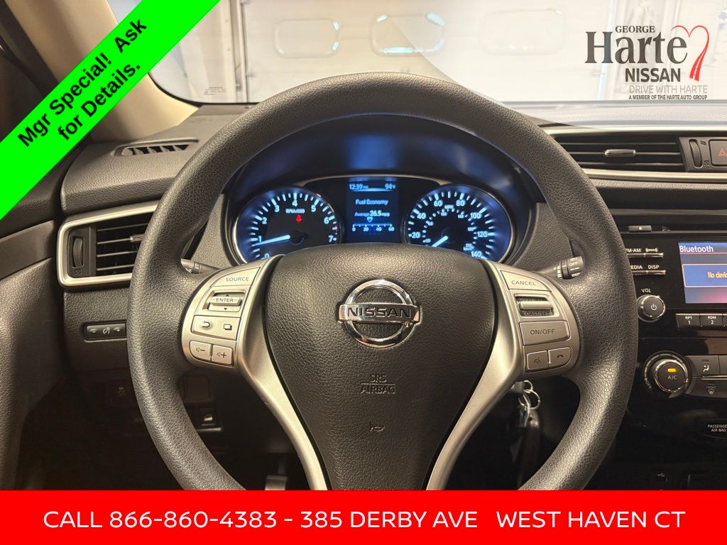 2015 Nissan Rogue S photo 11