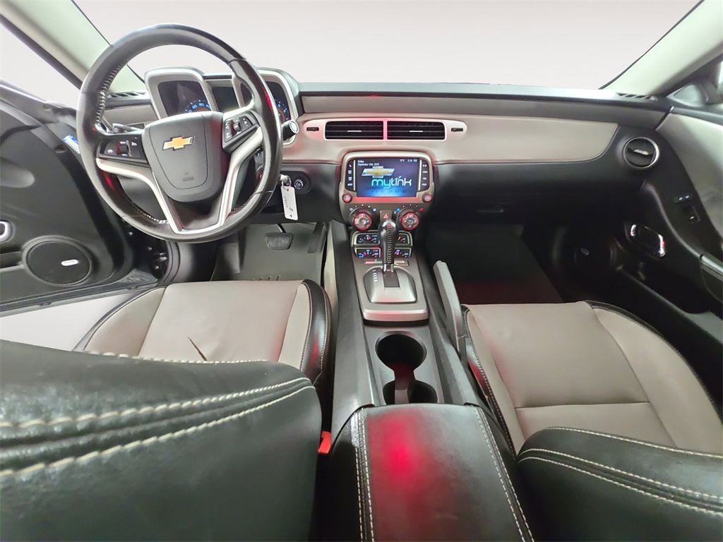 2014 Chevrolet Camaro 2LT photo 10