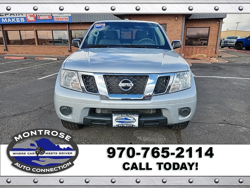 2017 Nissan Frontier SV photo 2