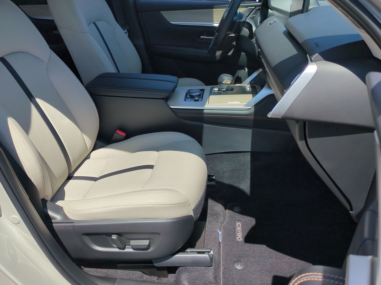 2025 Mazda CX-90 3.3 Turbo Preferred photo 22