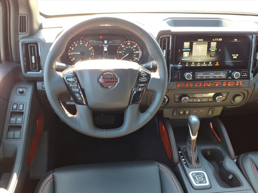 2026 Nissan Frontier Crew Cab PRO-4X photo 6