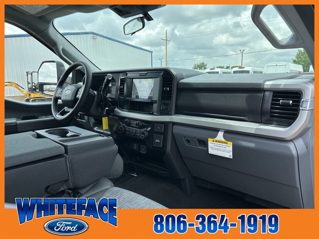 2025 Ford F-350 XLT photo 34